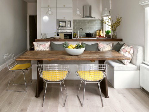 Thiết kế phòng bếp với ghế ăn Bertoia 