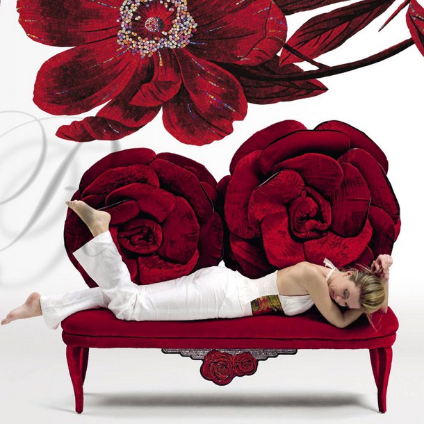 italian_art_furniture_red_rose_sofa.jpg