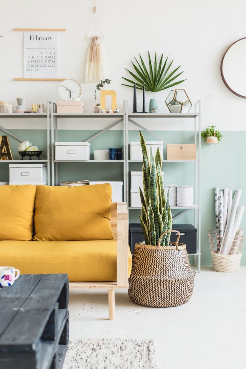 Tự tay DIY sofa màu vàng cực chất mùa gió về